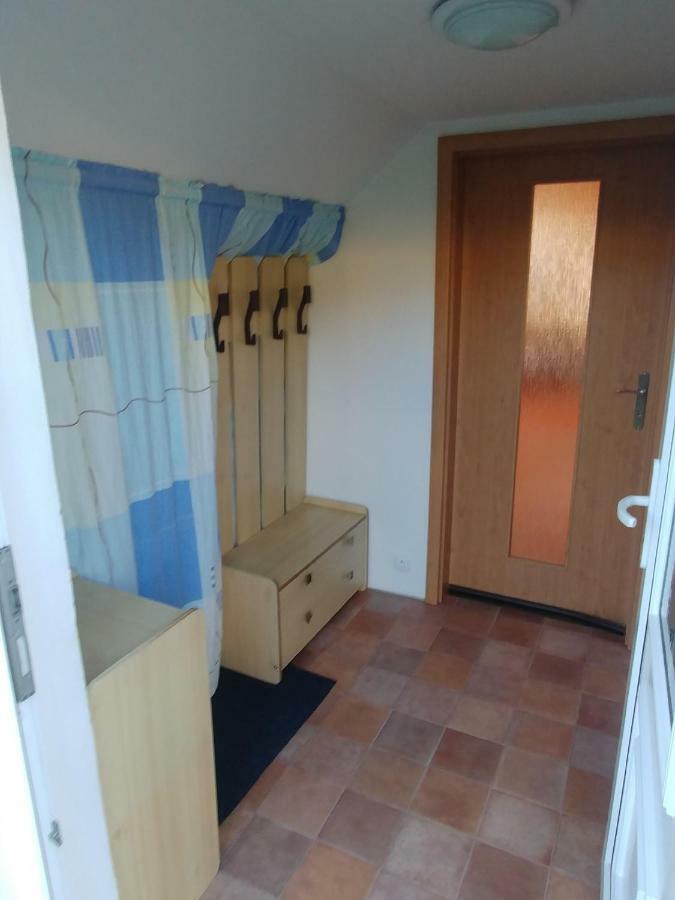 Podkrovi - Ubytovani Brdy Bohutín Exteriör bild